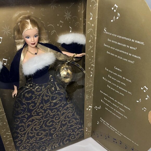 Ring in the New Year Barbie New Years 2001 #52742 Mattel Barbie new in box - Picture 4 of 9